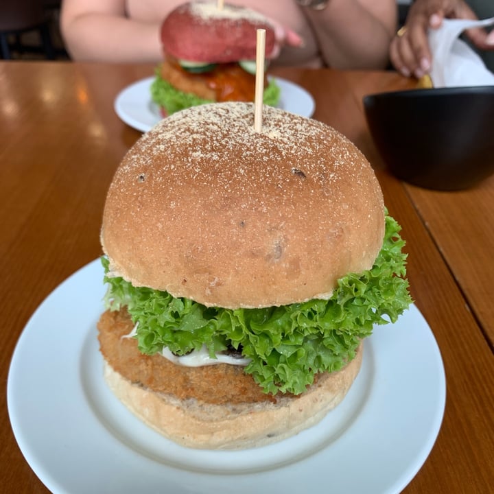 review photo of nomVnom Bistro Lion's Mane Truffle shared by @dooodle on 01 Aug 2022 - review