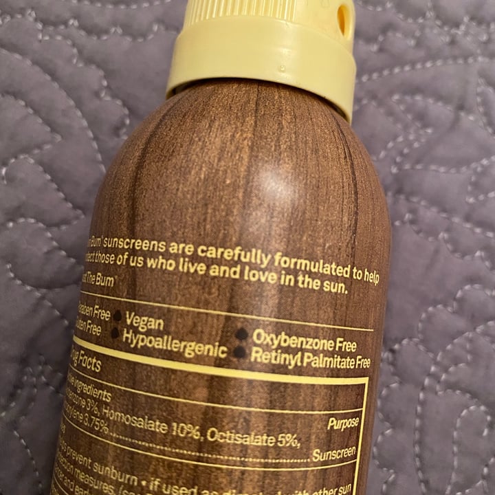 photo of Sun Bum Premium Moisturizing Sunscreen Spray - SPF 30 shared by @kikadr1717 on  26 Apr 2022 - review