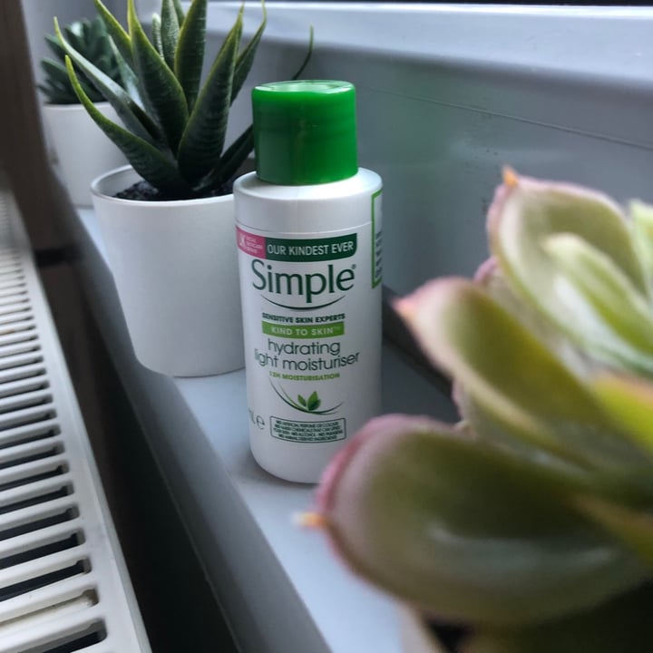 review photo of Simple Hydrating Light Moisturizer shared by @elephante on 19 Jan 2021 - review