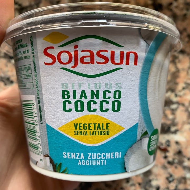 photo of Sojasun bifidus bianco al cocco senza zuccheri shared by @glooo on  22 Sep 2022 - review