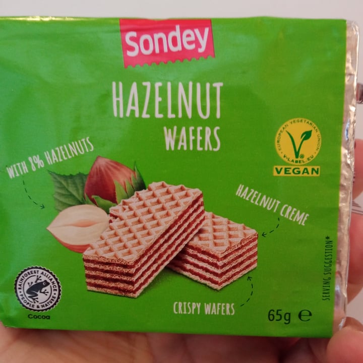 photo of Sondey Hazelnut wafers shared by @lalocadelosgatos8 on  03 Aug 2021 - review