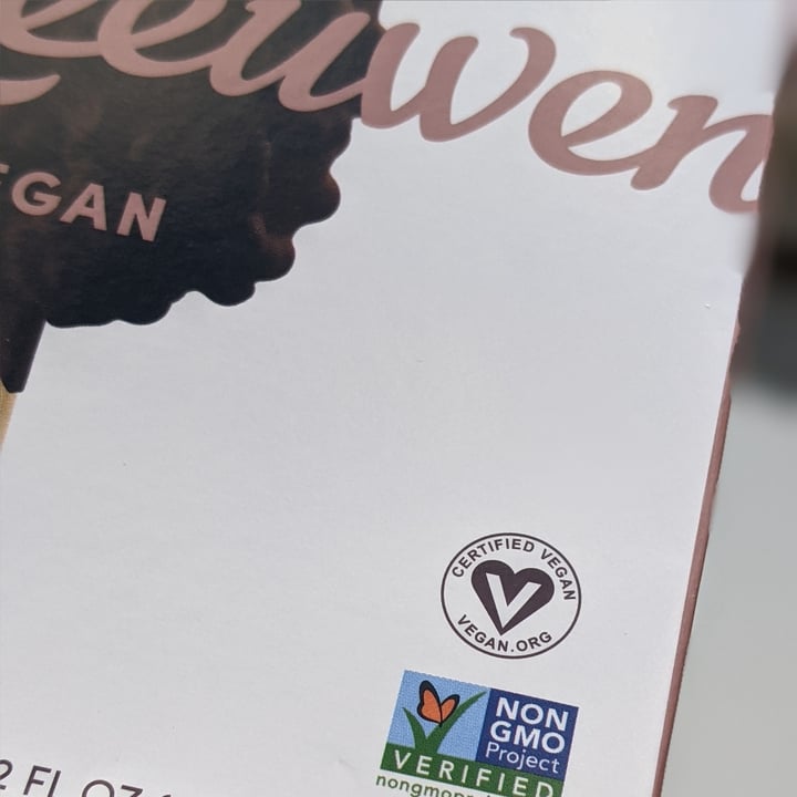 photo of Van Leeuwen Ice Cream Triple chocolate swirl shared by @veggieassassin on  16 Apr 2021 - review