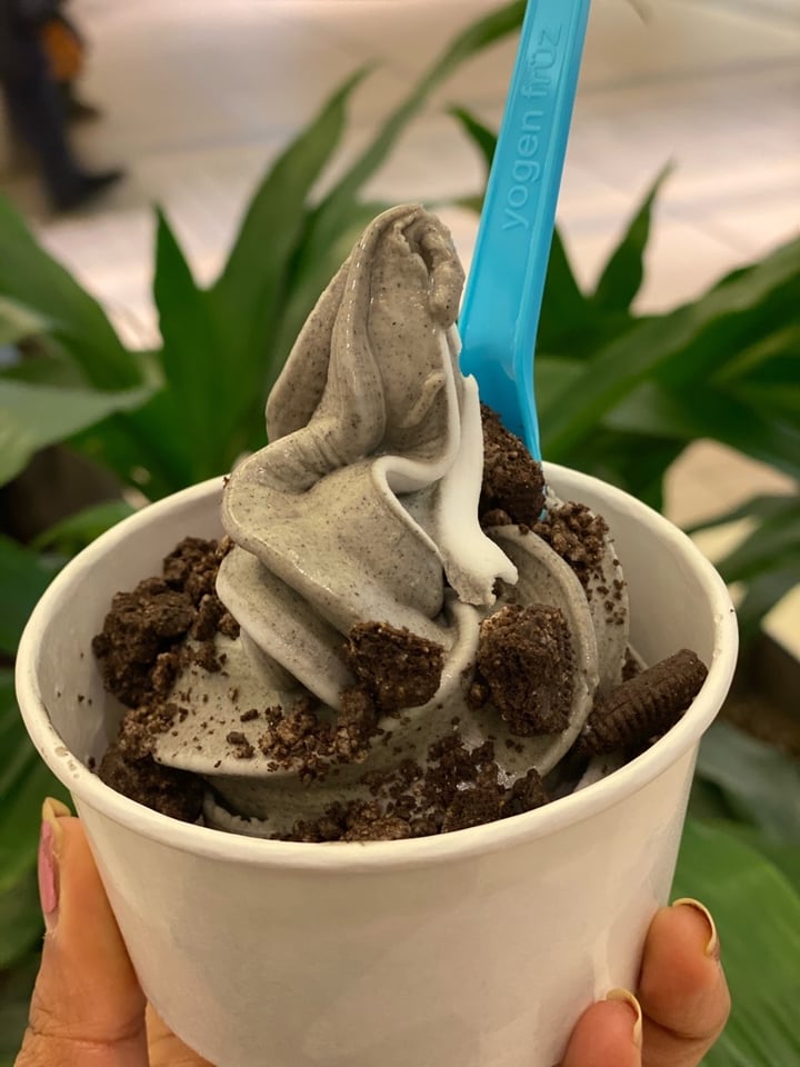 photo of Yogen Früz Charcoal Flavour Ice Cream shared by @keerthi on  31 Mar 2020 - review