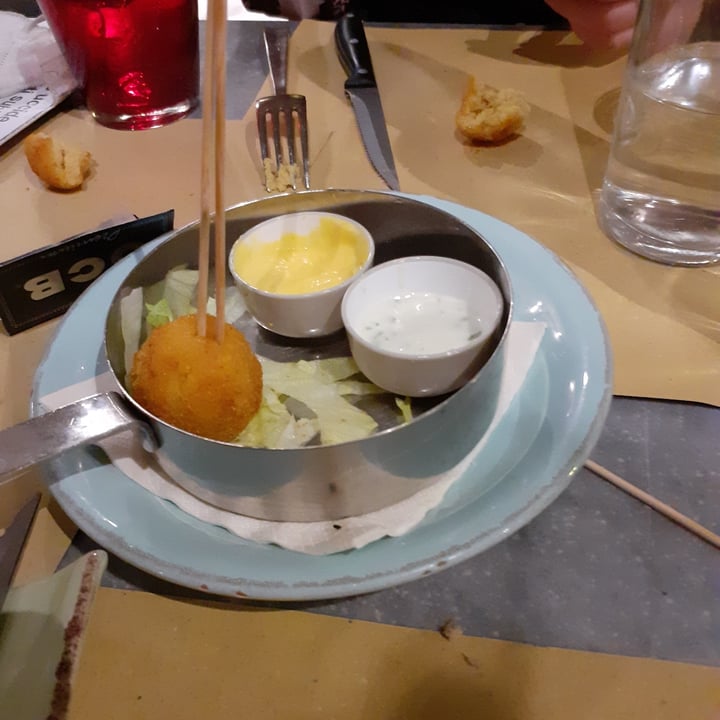 photo of Buddy Italian Restaurant Cafè Falafel With Vegan Cheese And Vegan Mayo shared by @ava997 on  04 Apr 2022 - review