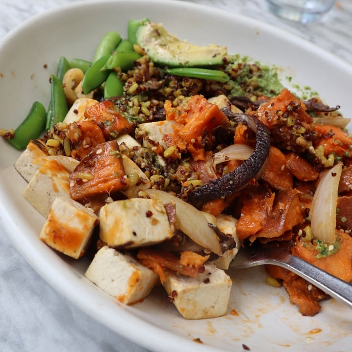 photo of True Food Kitchen Ancient Grains Bowl shared by @lizmaselli on  29 May 2022 - review