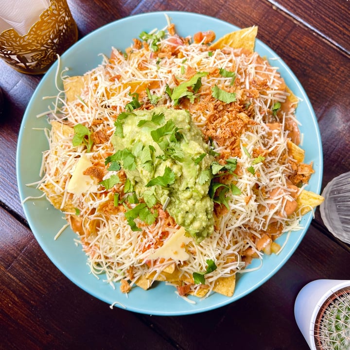 review photo of Vegan Junkies Loaded Nachos shared by @moredesign on 28 Mar 2022 - review