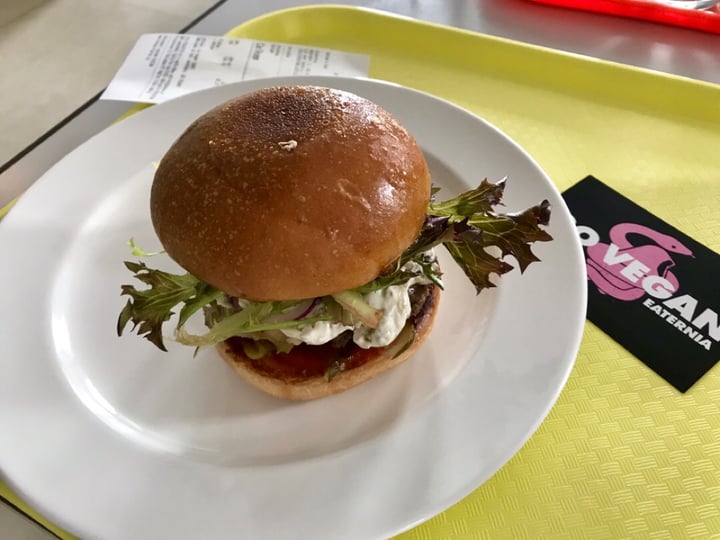 photo of EATERNIA Burger shared by @stacey on  27 May 2019 - review