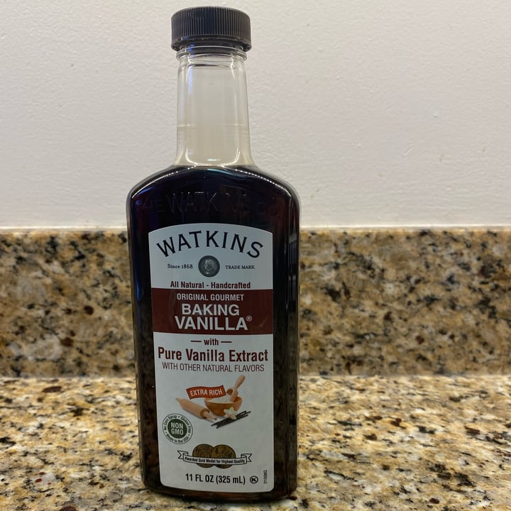 review photo of Watkins Vanilla Extract shared by @veganmeandyou on 08 May 2022 - review