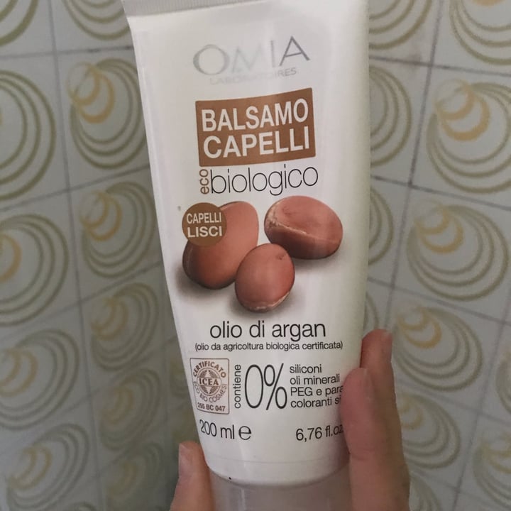 photo of Omia Laboratoires Balsamo Capelli All'olio Di Argan shared by @isabelg on  20 Dec 2021 - review