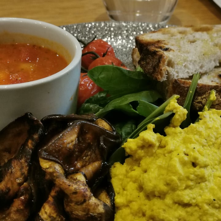 photo of Mildreds Soho Big Brunch Scrabble tofu shared by @josalcedo on  16 Aug 2020 - review