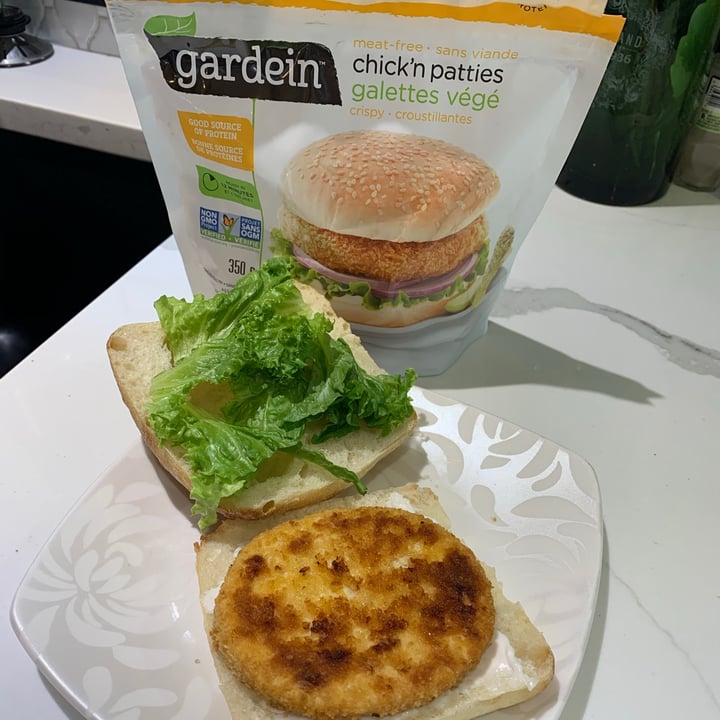photo of Gardein Chick’n Patties Galettes Vege shared by @empoweredbyplants on  07 Dec 2020 - review