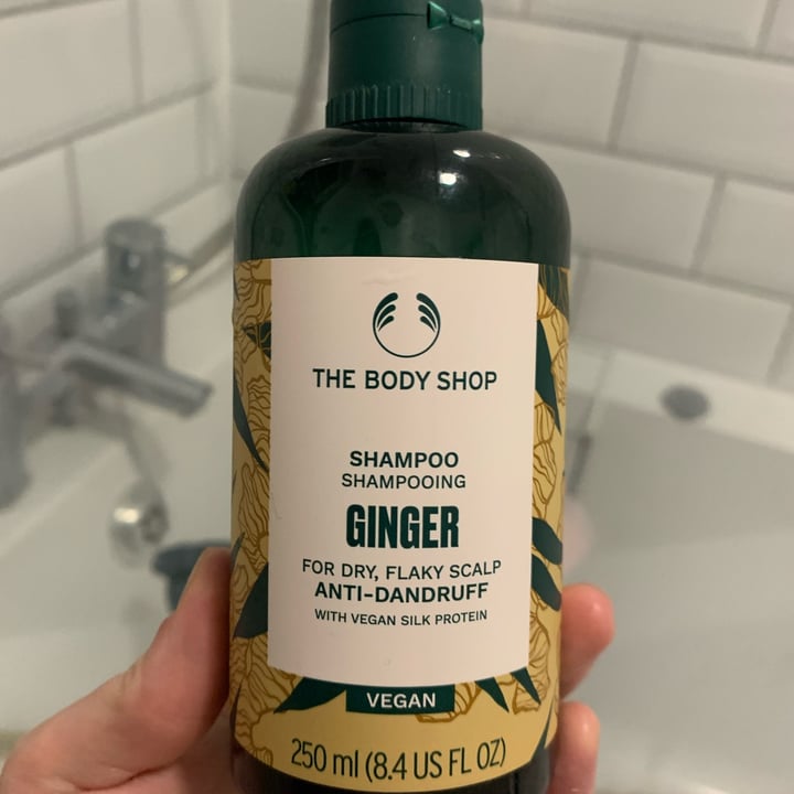 photo of The Body Shop Ginger anti-dandruff shampoo shared by @laradoran on  27 Nov 2022 - review