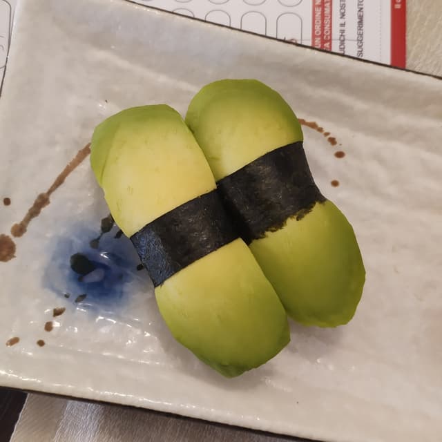 Foto do prato “nigiri avocado”