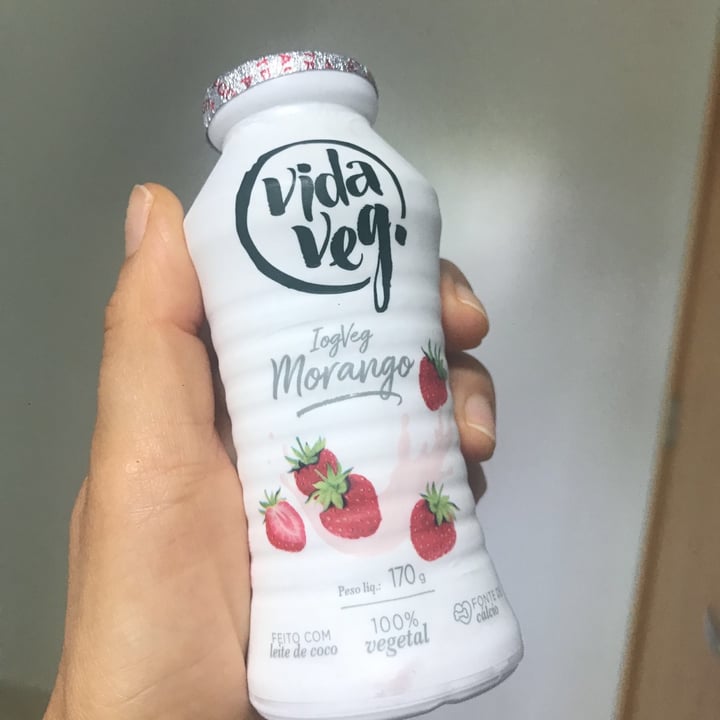 photo of Vida Veg Iogurte De Morango shared by @nandab on  29 Sep 2021 - review