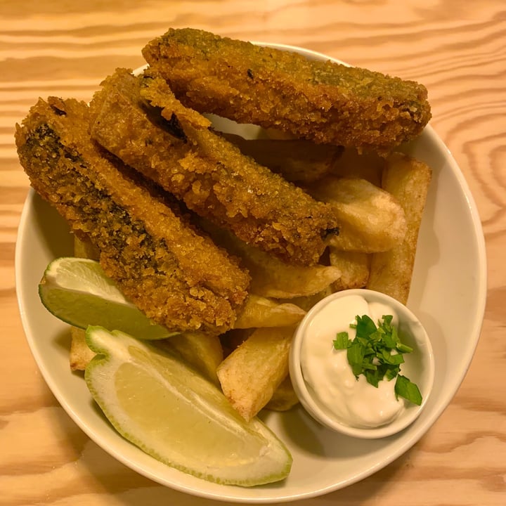 photo of Entre Pedras Café Bar Vegano "Fish&Chips" shared by @naivoncake on  27 Sep 2020 - review