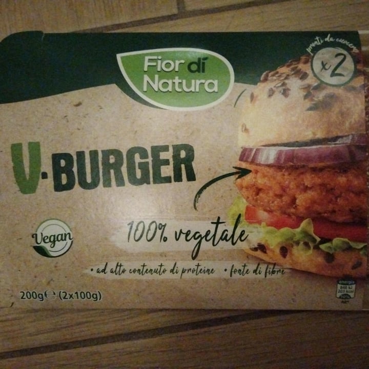 photo of Fior di Natura V-Burger shared by @marvel on  19 May 2022 - review