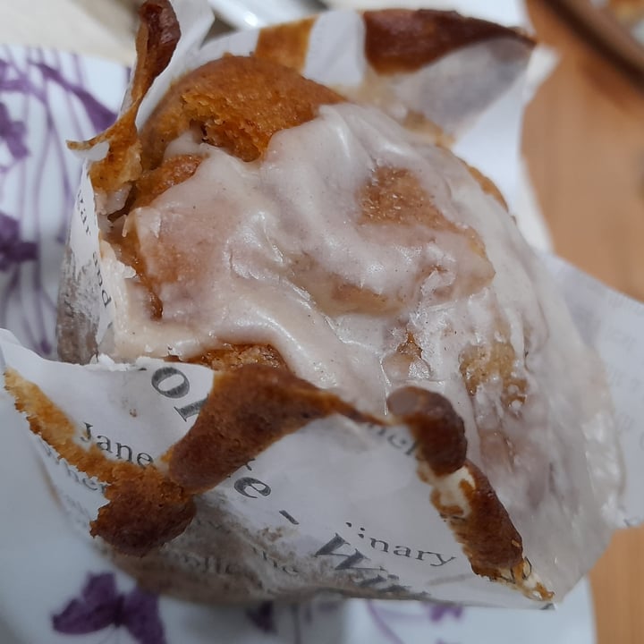 photo of Restaurante La Vanetta Muffin de manzana y canela shared by @abigail2020 on  28 Jul 2021 - review