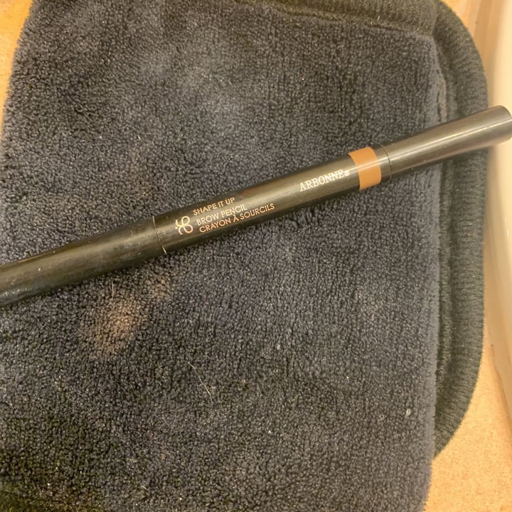 review photo of Arbonne Brow pencil shared by @tayloramatuzzo on 30 Dec 2020 - review