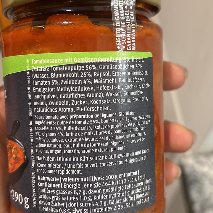 photo of v-love tomato Sauce With No Meatballs shared by @fabiocchi on  03 Oct 2022 - review