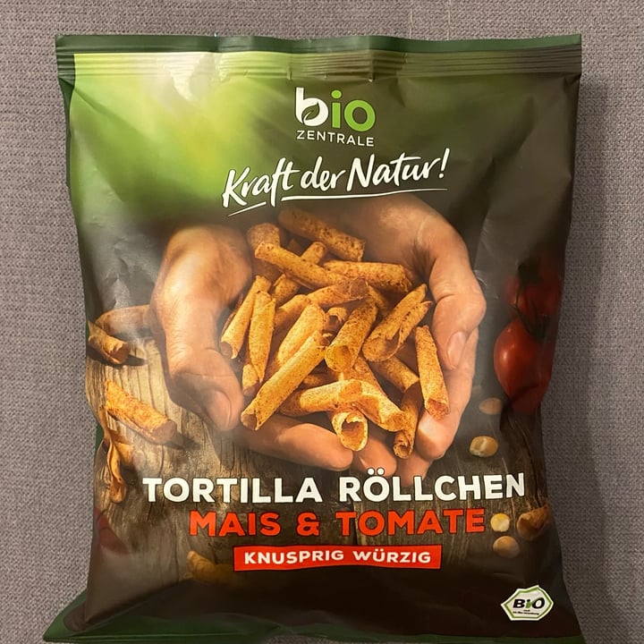 photo of Bio Zentrale tortilla rolls corn tomato shared by @rossafeltra on  13 Apr 2022 - review