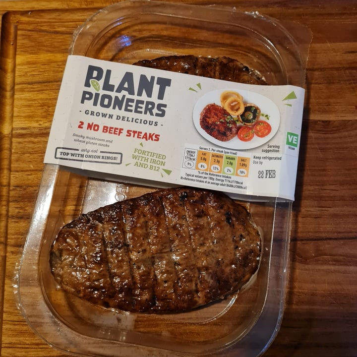 photo of Plant Pioneers No beef steaks shared by @vixpurple on  25 Feb 2021 - review