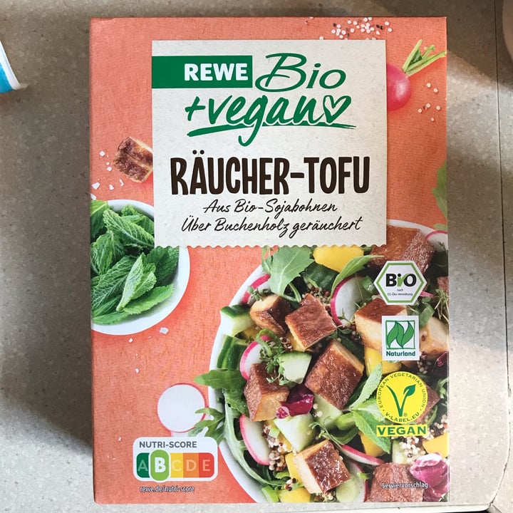 photo of Rewe Bio Räuchertofu shared by @liviaslunch on  03 Jul 2022 - review