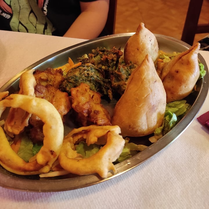 review photo of India Gate Ristorante Indiano Livorno antipasto vegano shared by @agnesege on 22 Jul 2022 - review