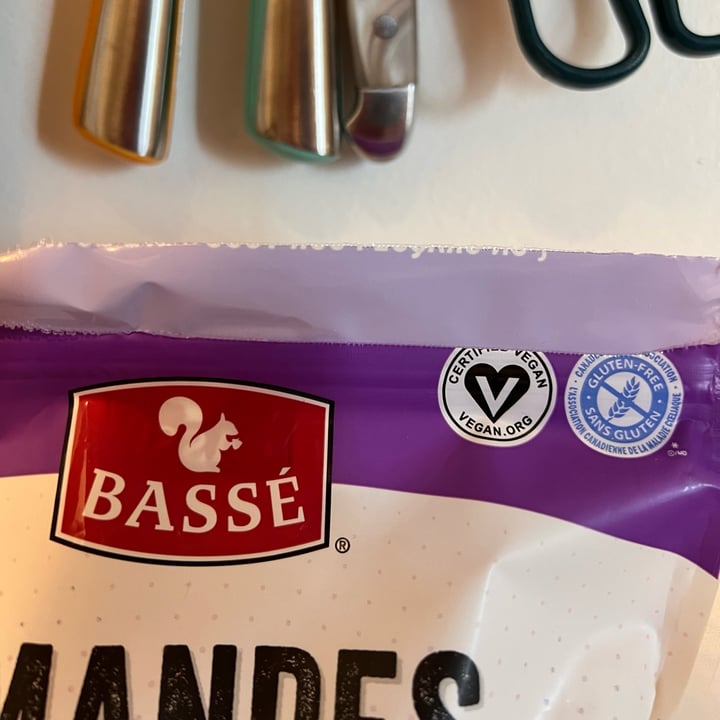 photo of Bassé Almonds shared by @rq-munaro on  22 Jun 2022 - review