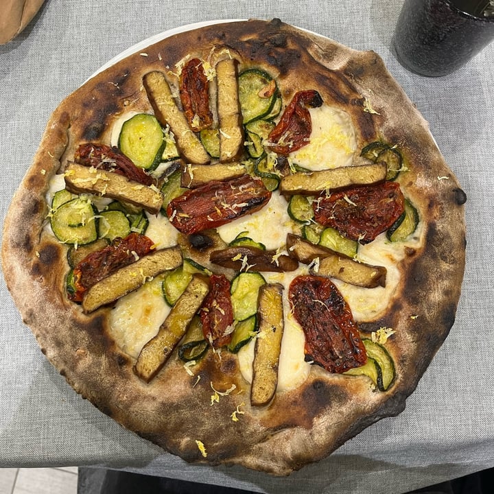 photo of Al Lampione Gorizia Pizza Seitanesimo shared by @annacristaudo on  05 Apr 2022 - review