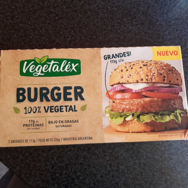 review photo of Vegetalex Burger 100% Vegetal shared by @cinthiaayelenveg on 26 Aug 2022 - review