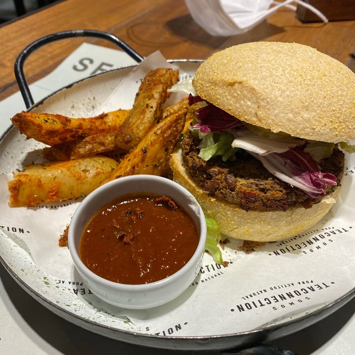 photo of Tea Connection Madre Burger shared by @aguscarb on  15 Sep 2021 - review