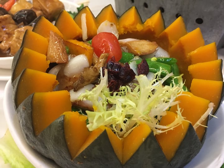 review photo of M Garden Vegetarian Vegetables Pumpkin bowl shared by @doufumafia on 18 May 2019 - review