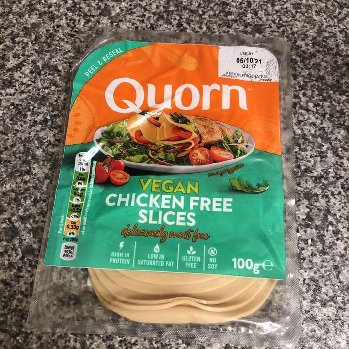 review photo of Quorn Vegan chicken free slices shared by @thedibeanci on 31 Aug 2021 - review