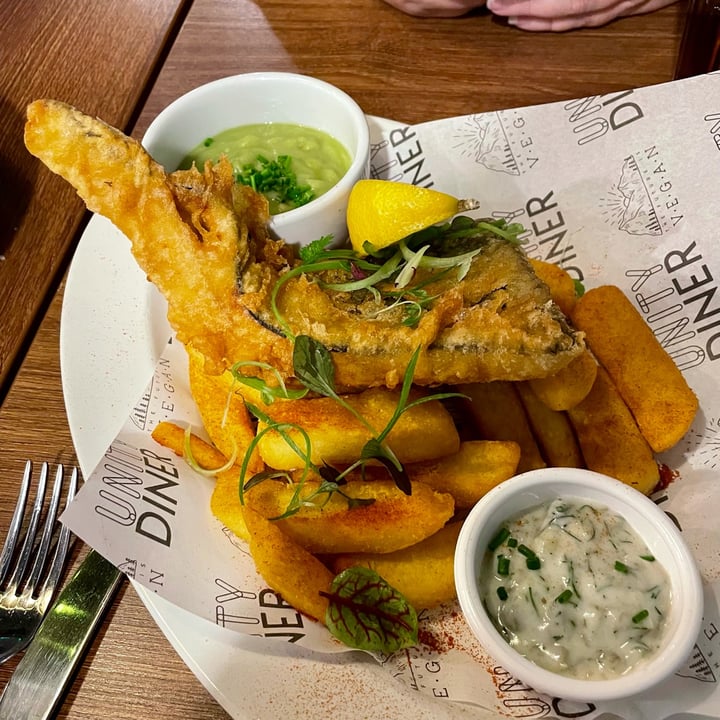 photo of Unity Diner The UD Tofish & Chips shared by @appleappleamanda on  20 Nov 2021 - review