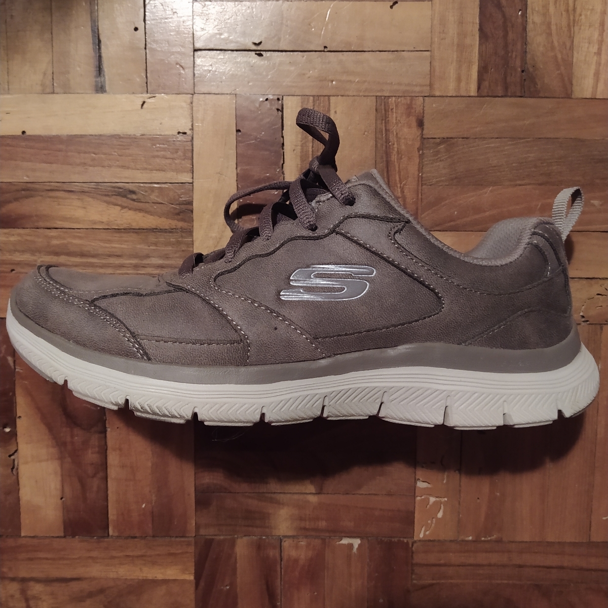 Skechers air cooled top memory foam shoes reviews