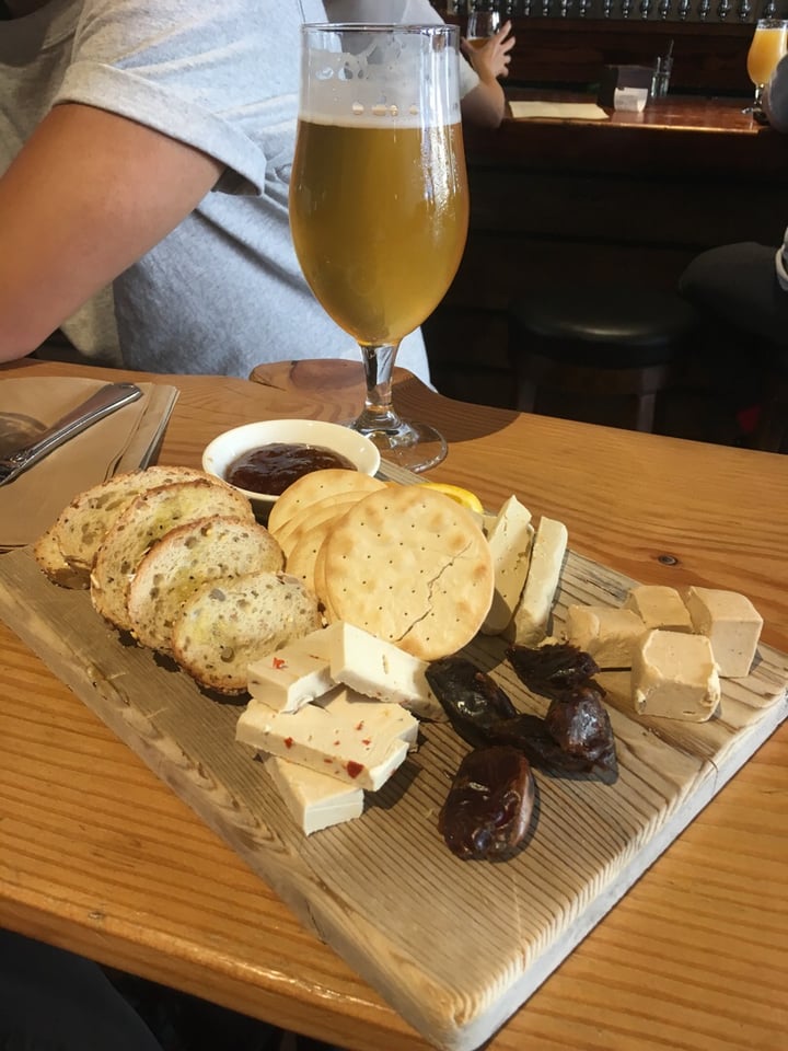 review photo of The Drake Eatery Vegan cheese platter shared by @sistervegans on 14 Oct 2018 - review