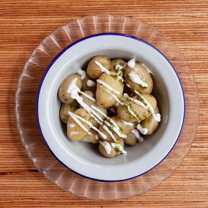 review photo of LA CAMELIA VEGAN BAR Patatas con mojo shared by @raakeel on 28 Nov 2021 - review