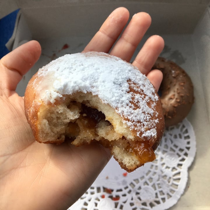 photo of Hulis Donuts Jam Donut shared by @taz on  16 Oct 2021 - review