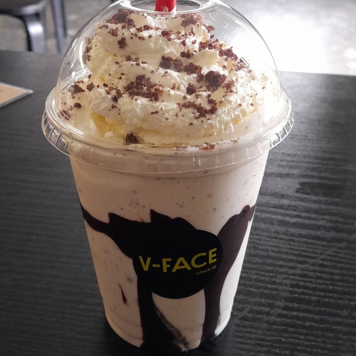 photo of V-Face Chocolate Mint Milkshake shared by @venerableveganvirtue on  26 Jul 2022 - review