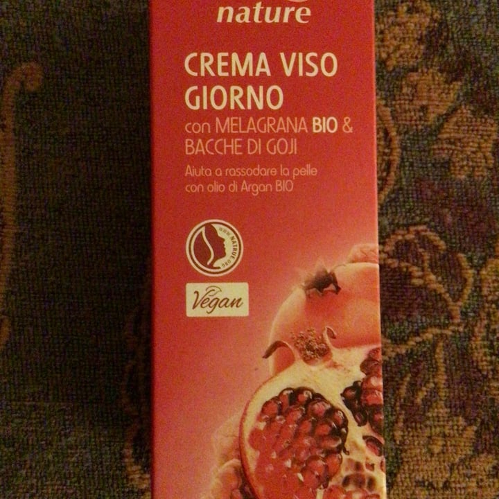 photo of Cien Crema Contorno de Ojos Granada y Bayas de Goji shared by @marisalonati1952 on  25 May 2021 - review