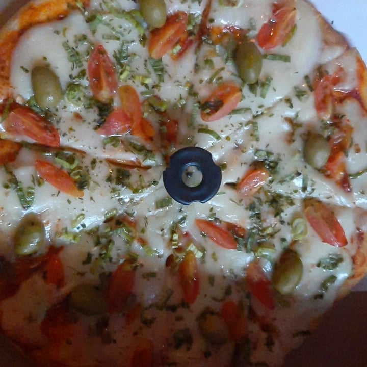 photo of Manhattan Ushuaia Pizza Vegana Estilo Manhattan shared by @paulaescalante on  03 Mar 2021 - review