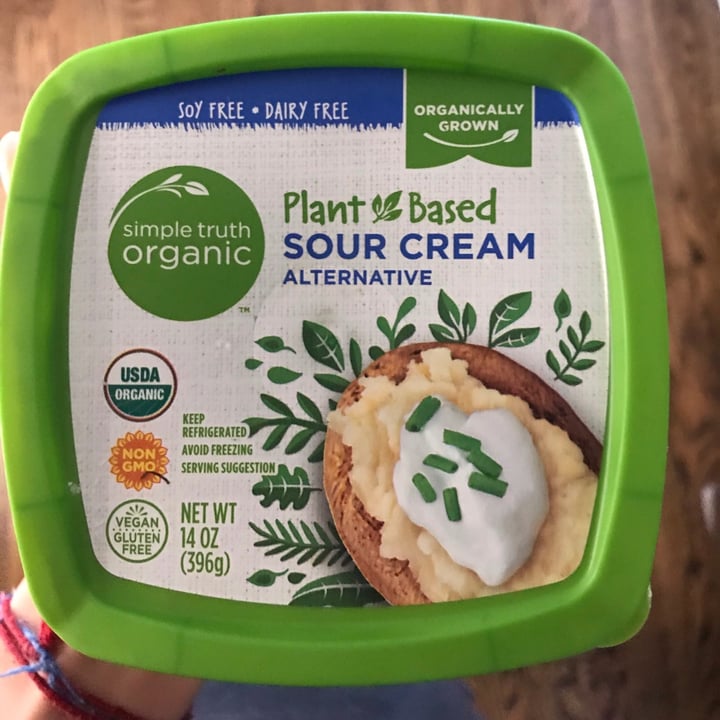 photo of Simple Truth Plant Based Sour Cream Alternative shared by @xpadrile on  04 Sep 2020 - review