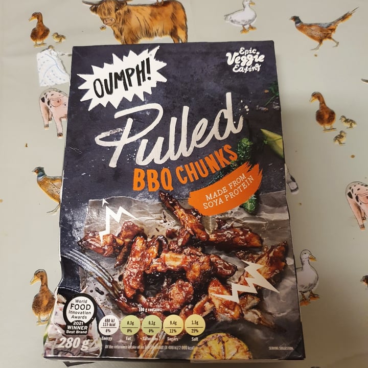 photo of Oumph! Pulled BBQ chunks shared by @rootingforpigs on  20 Aug 2022 - review