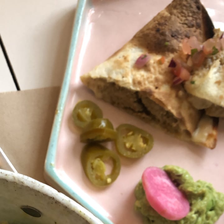 review photo of Brunch & Cake Quesadillas veganas shared by @dmonteys on 19 Feb 2021 - review