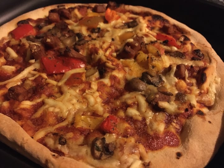 review photo of Plant Menu BBQ Bacon Style Pieces & Mushroom Pizza shared by @jazlikesanimals on 10 Jan 2020 - review