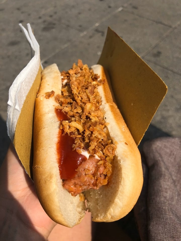 photo of Veg-Mi Trike Hot Dog Con Beyond Sausage shared by @ambra95 on  19 Feb 2020 - review