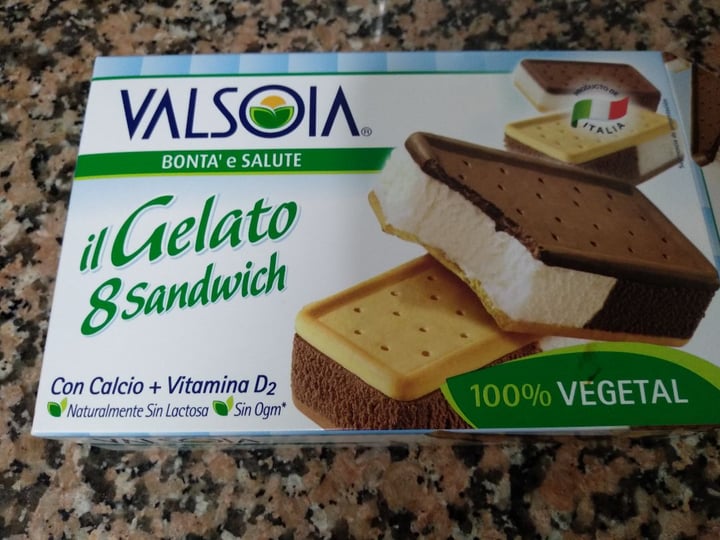 review photo of Carrefour Sándwiches helados veganos , marca Valsoia shared by @noe8910 on 24 Jul 2019 - review