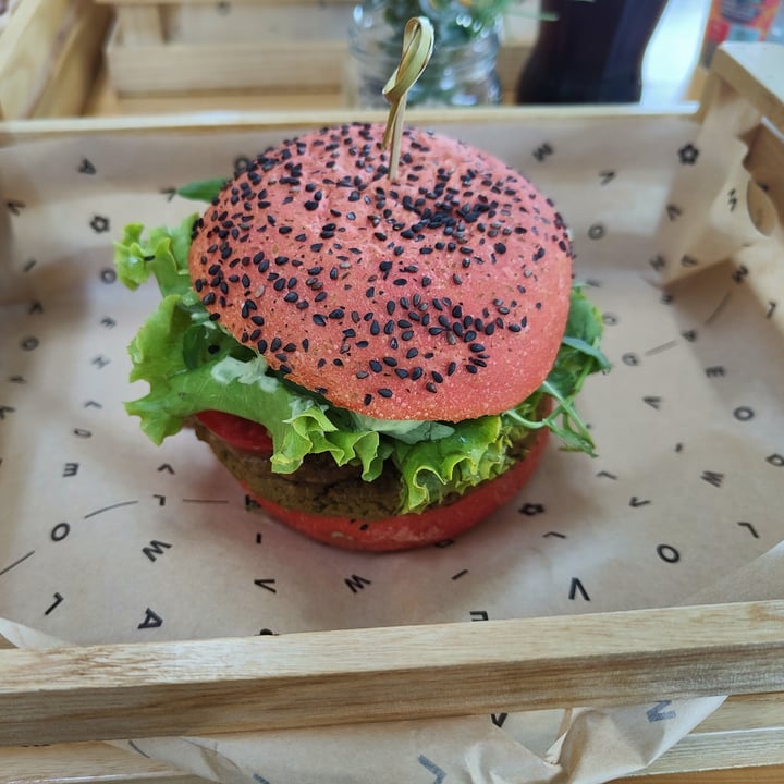 review photo of Flower Burger Coccinella Burger shared by @magafox on 20 Jun 2022 - review