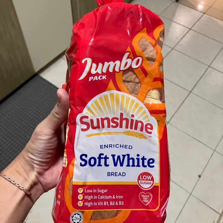 photo of Sunshine Bakeries  Enriched Soft White Bread shared by @fulfilling on  21 Jul 2022 - review