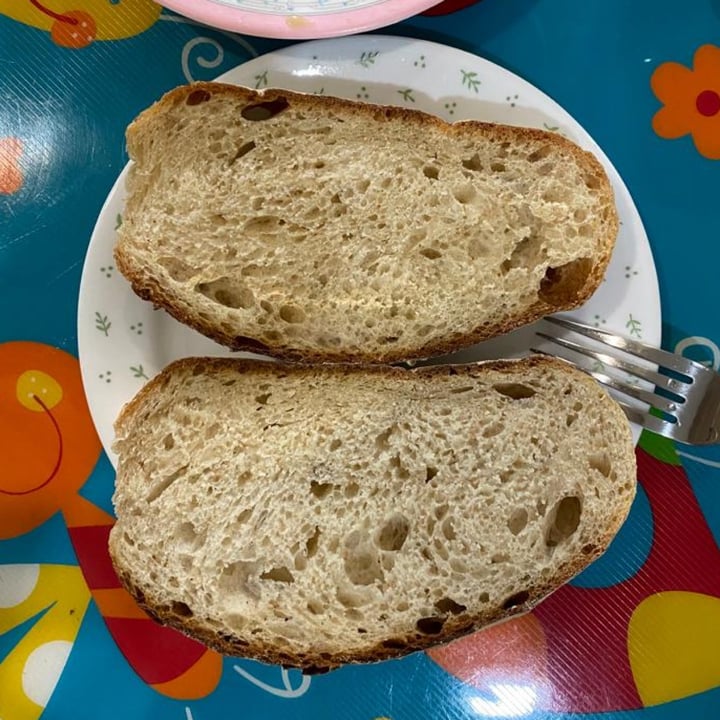 photo of Cedele Bakery Kitchen - Greenwich V Whole Wheat Sourdough shared by @qiiaannn on  23 Nov 2021 - review